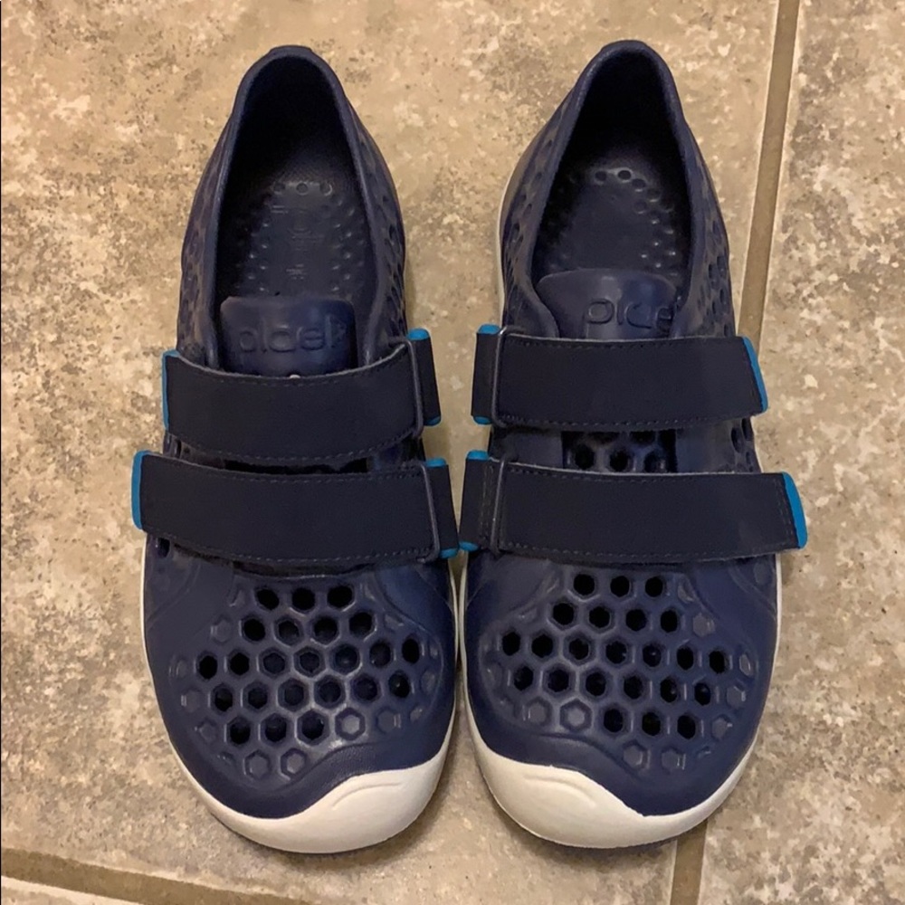 Plae kid shoes size 13